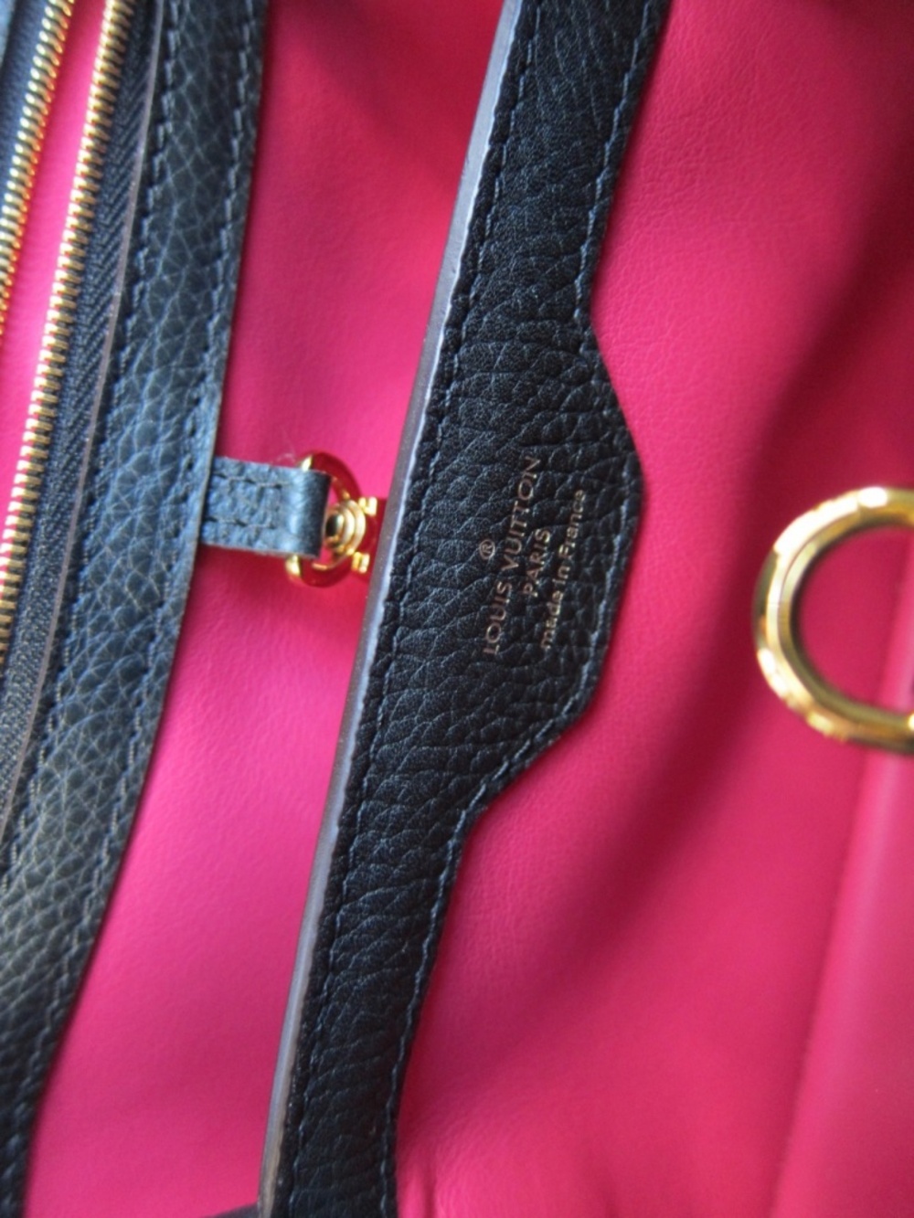 Louis Vuitton Capucines BB Black Taurillon leather Gold tone hardware - Picture 5 of 11